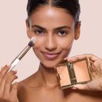 Jouer Essential Pointed Powder Brush