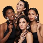 MAANGE 4 PCS Foundation Makeup Brush Set Double-ended Kabuki Contour Brush for Liquid Powder Concealer Cream Cosmetics Blending Blush Face Makeup Tools Kit (Coffee)