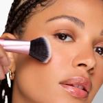 Real Techniques Ultimate Multi Tasker Brush, Dual-Ended Makeup Brush for Foundation, Blush Bronzer & Powder, Precision Sculpting & Blending, UltraPlush Bristles, Cruelty-Free, 1 Count