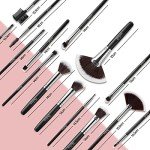 32-Piece Professional Makeup Brush Set with Wood Handles
