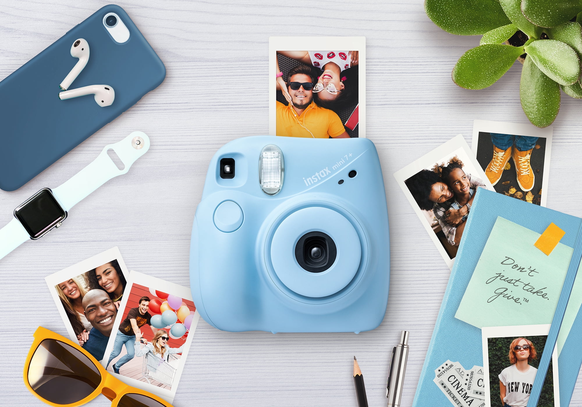 Fujifilm Instax mini 7+ Instant Camera Bundle Light Blue 600021794