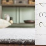 SAFAVIEH Abstract Collection Area Rug - 6' x 9', Ivory & Beige, Handmade Wool & Viscose, Ideal for High Traffic Areas in Living Room, Bedroom (ABT141D)