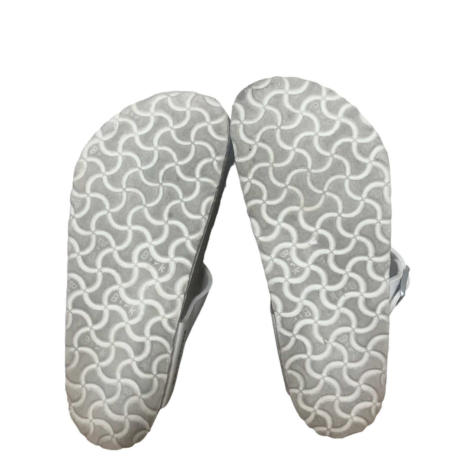 Women's White Birkenstock Gizeh Thongs