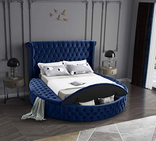 Meridian Furniture Luxus Collection Modern | Contemporary Round Shaped Velvet Upholstered Bed with Deep Button Tufting and Footboard Storage, King, Navy