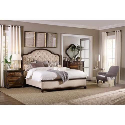 Hooker Furniture Leesburg Tufted Fabric Upholstered King Bed in Mahogany
