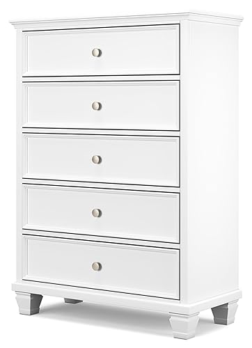 Signature Design by Ashley Fortman Casual 5 Drawer Chest for Bedroom, White