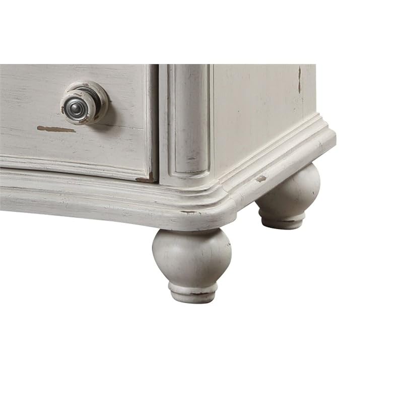 Jaqueline 8-Drawer Light Gray Wooden Dresser