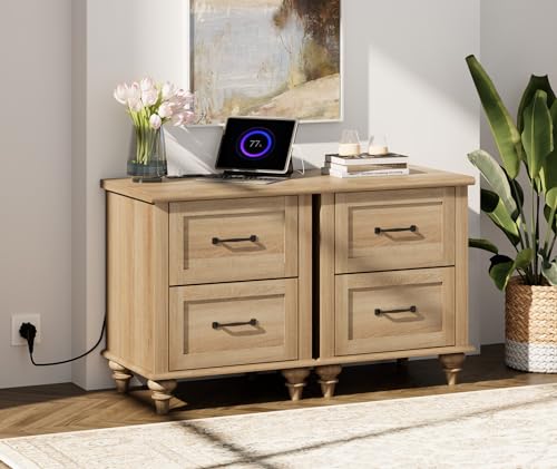 WAMPAT Set of 2 Light Wood Nightstands