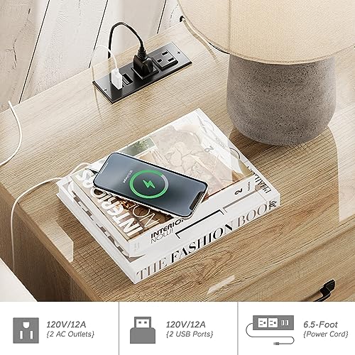 WAMPAT Set of 2 Light Wood Nightstands