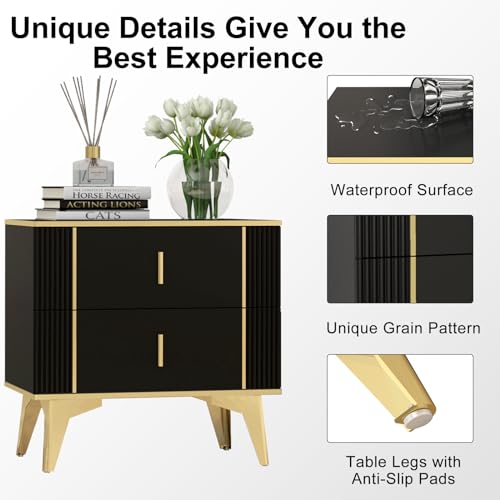 Set of 2 Wooden Nightstands with Drawers