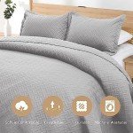 Light Grey Reversible Quilt Set for All Seasons
