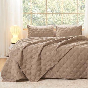 Litanika Taupe Queen Quilt Bedding Set