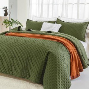 Olive Green California King Quilt Bedding Set