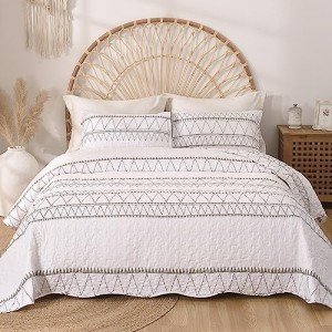 Bohemian White Quilt Set - Queen Size 3 Pieces