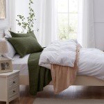 Olive Green Reversible Queen Quilt Set 3pcs