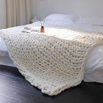 Handmade Thick Knit Fleece Throw Blanket 102x127 cm