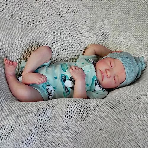 18-Inch Realistic Reborn Baby Doll with Accessories