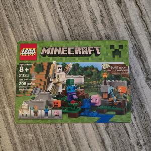 Lego Minecraft Iron Golem Set 21123
