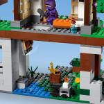 LEGO Minecraft Training Grounds House Set