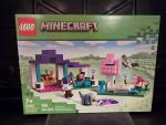 LEGO Minecraft Animal Sanctuary Building Set