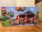 NEW/sealed LEGO Minecraft The Red Barn (21187)