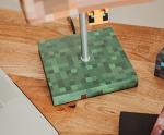 Minecraft Bee Nest Block Lamp with 3D Bee