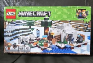 NEW IN BOX LEGO Minecraft The Polar Igloo 21142 RETIRED SET Bear Alex