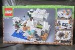NEW IN BOX LEGO Minecraft The Polar Igloo 21142 RETIRED SET Bear Alex