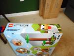 LEGO MINECRAFT THE MODERN TREEHOUSE 21174..**SHELF WEAR**NEW**FREE S/H**