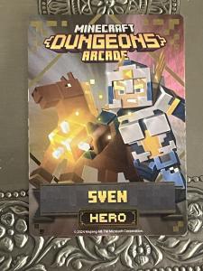 RARE Minecraft Dungeons Arcade Series 3 SVEN HERO FOIL Card