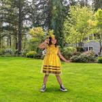 Minecraft Bee Dress Costume for Kids, Official Minecraft Costume Outfit with Hood and Wings, Child Size (4-6x)