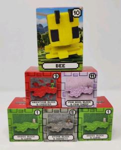 2025 McDonalds Minecraft Movie Happy Meal Kids Toys Lot - Bee & Blocks 