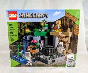 Lego Minecraft The Skeleton Dungeon 21189 / New! Sealed!
