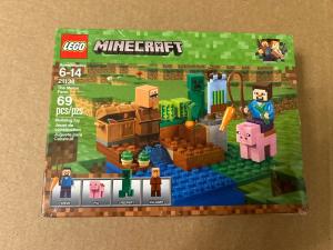 LEGO Minecraft: The Melon Farm (21138)- Brand New In Factory Sealed Box