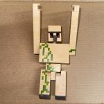 2016 Mattel Minecraft Iron Golem 6 1/2” Action Figure Attack Action Toy RARE