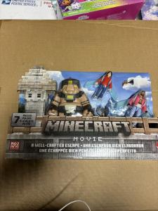 Minecraft Movie A Well-Crafted Escape Figure Pack with 3 Action Figures NEW