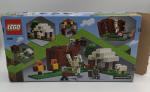 LEGO Minecraft The Pillager Outpost Set 21159 - 303 Pieces - New - Open Box