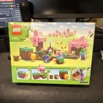 LEGO Minecraft The Cherry Blossom Garden 21260 Complete Set 304 Pieces Zombie