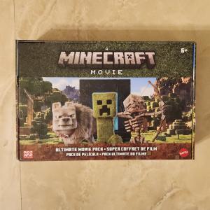 Mattel Minecraft Ultimate Movie Pack with 8 Action Figures & 8 Accessories