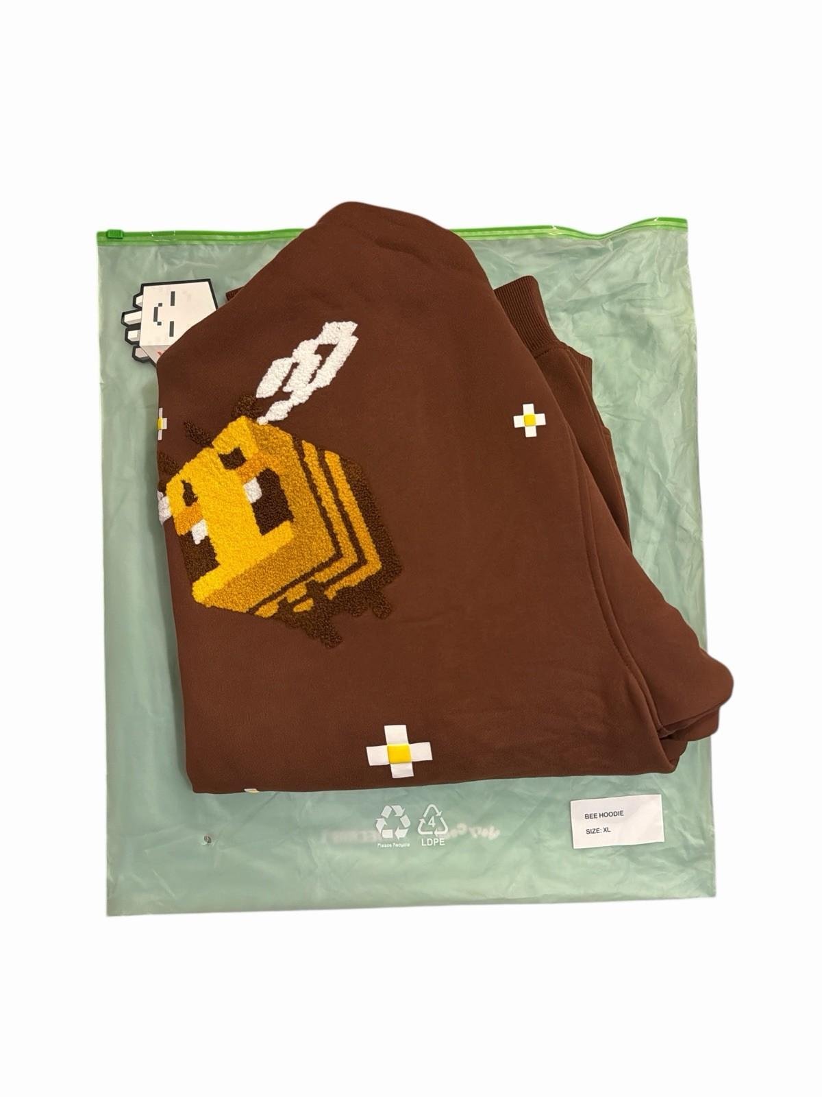 Very Cool x Minecraft Bee Hoodie Sweatshirt Authentic Size XL UNISEX NEW!