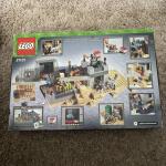 LEGO Minecraft: The Desert Outpost (21121)