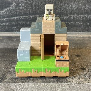 Minecraft Plains Biome Loot Lair with Iron Golem
