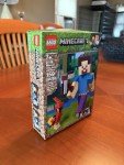 LEGO Minecraft Steve BigFig with Parrot 21148