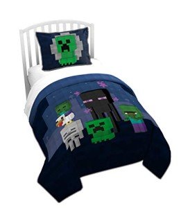 Jay Franco Minecraft Bad Night Quilt & Sham Set