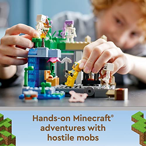 LEGO Minecraft Skeleton Dungeon Construction Toy Set