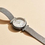 Fossil Women's Carlie Mini Quartz Stainless Steel Mesh Three-Hand Watch, Color: Silver (Model: ES4432)