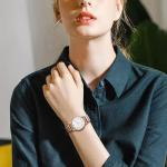 OIDEA Women's Elastic Strap Watches: Large Face Arabic Numerals Analog Quartz Wrist Watches for Women Easy Reader Stretch Band Ladies Watch Rosegold