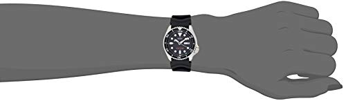 SEIKO Men's Automatic Rubber Strap Watch SKX007K