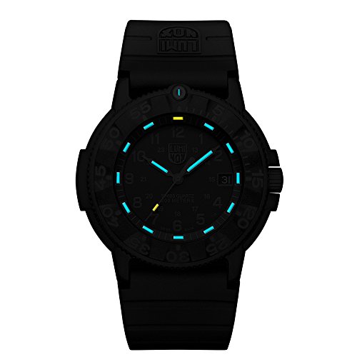 Luminox Men's 3001.BO Quartz Black Dial Watch