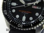 Seiko SKX007 Dive Watch with Black Rubber Strap